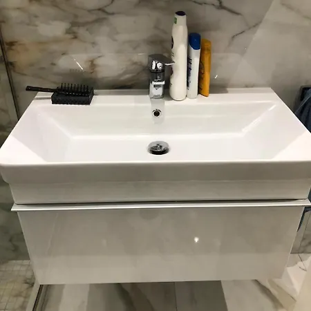 3hs
