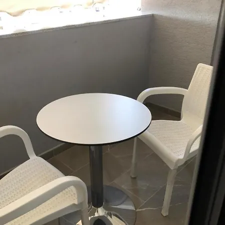 Apartament 3hs